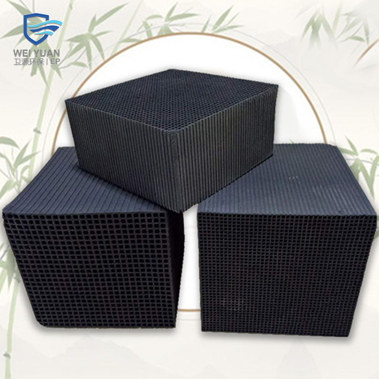 ������C����̿